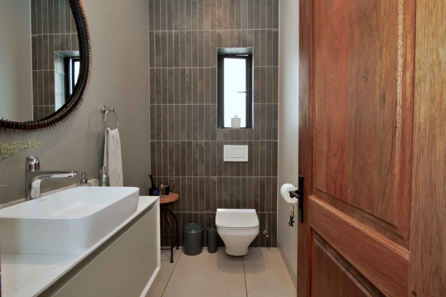 4 Bedroom Property for Sale in Stilbaai Wes Western Cape